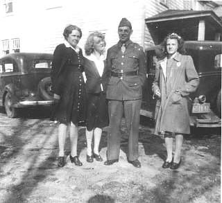 greta porter-vera dagion-george lacey-mae dagion 10-25-1942.jpg